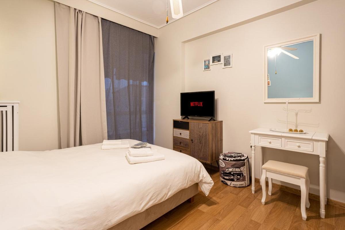 אתונה Glyfada Golf Fourth Floor Apartment מראה חיצוני תמונה