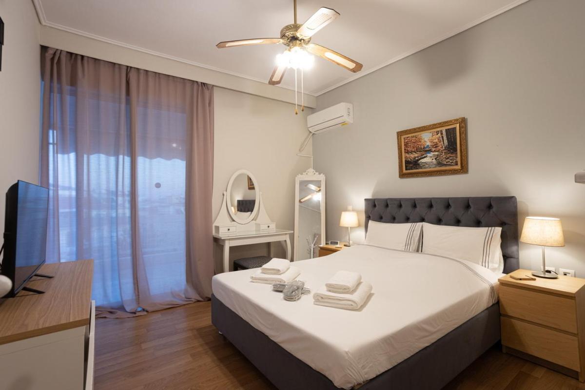 אתונה Glyfada Golf Fourth Floor Apartment מראה חיצוני תמונה