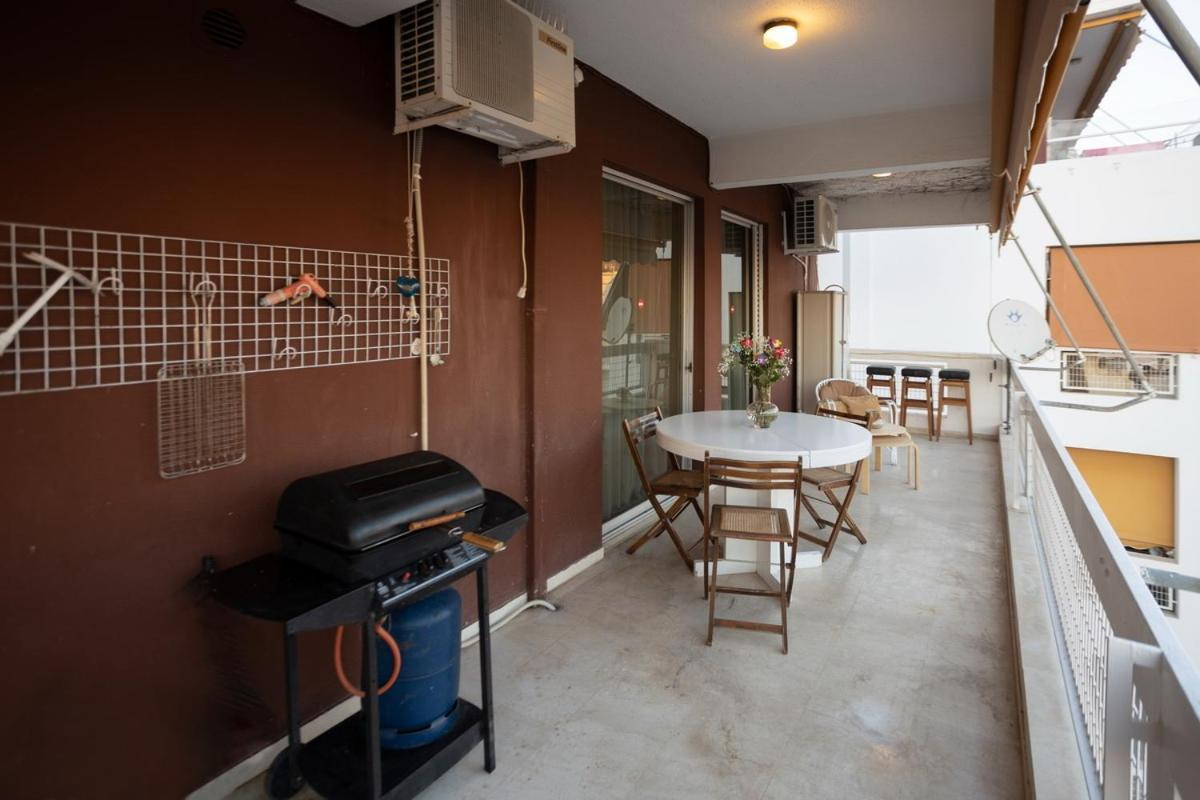 אתונה Glyfada Golf Fourth Floor Apartment מראה חיצוני תמונה