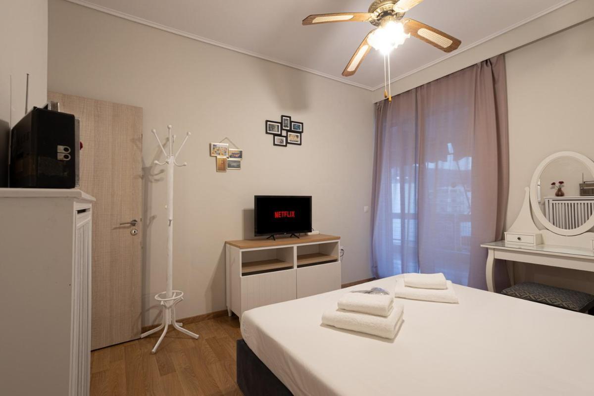 אתונה Glyfada Golf Fourth Floor Apartment מראה חיצוני תמונה