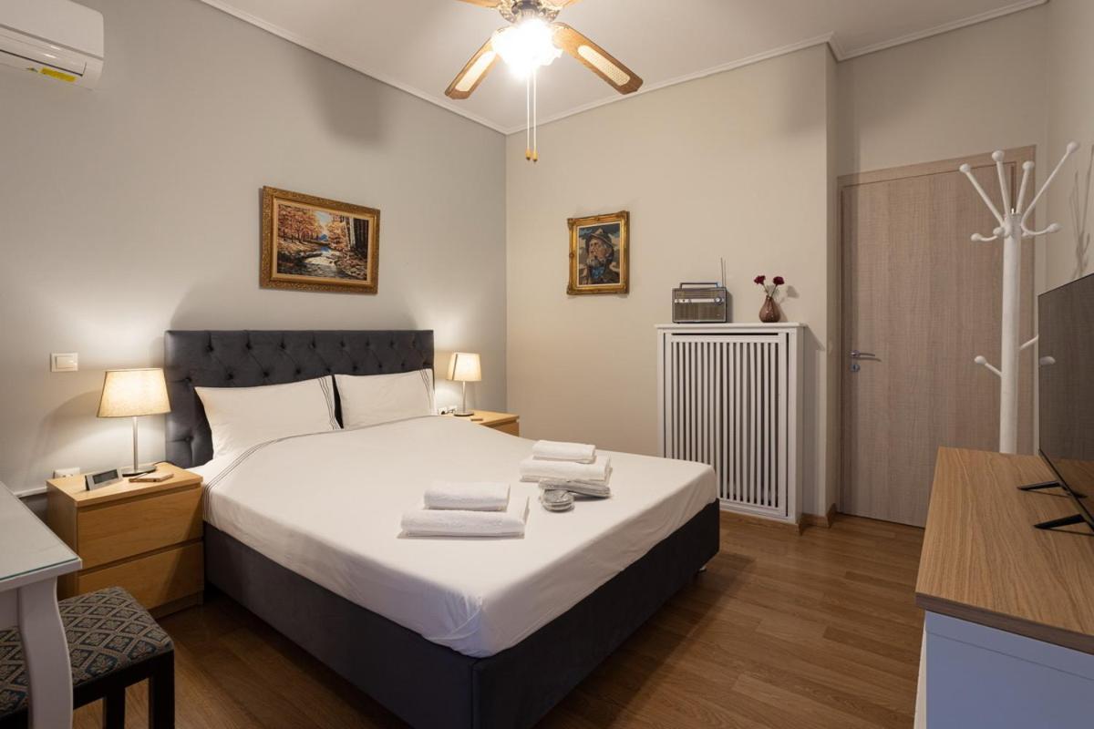 אתונה Glyfada Golf Fourth Floor Apartment מראה חיצוני תמונה