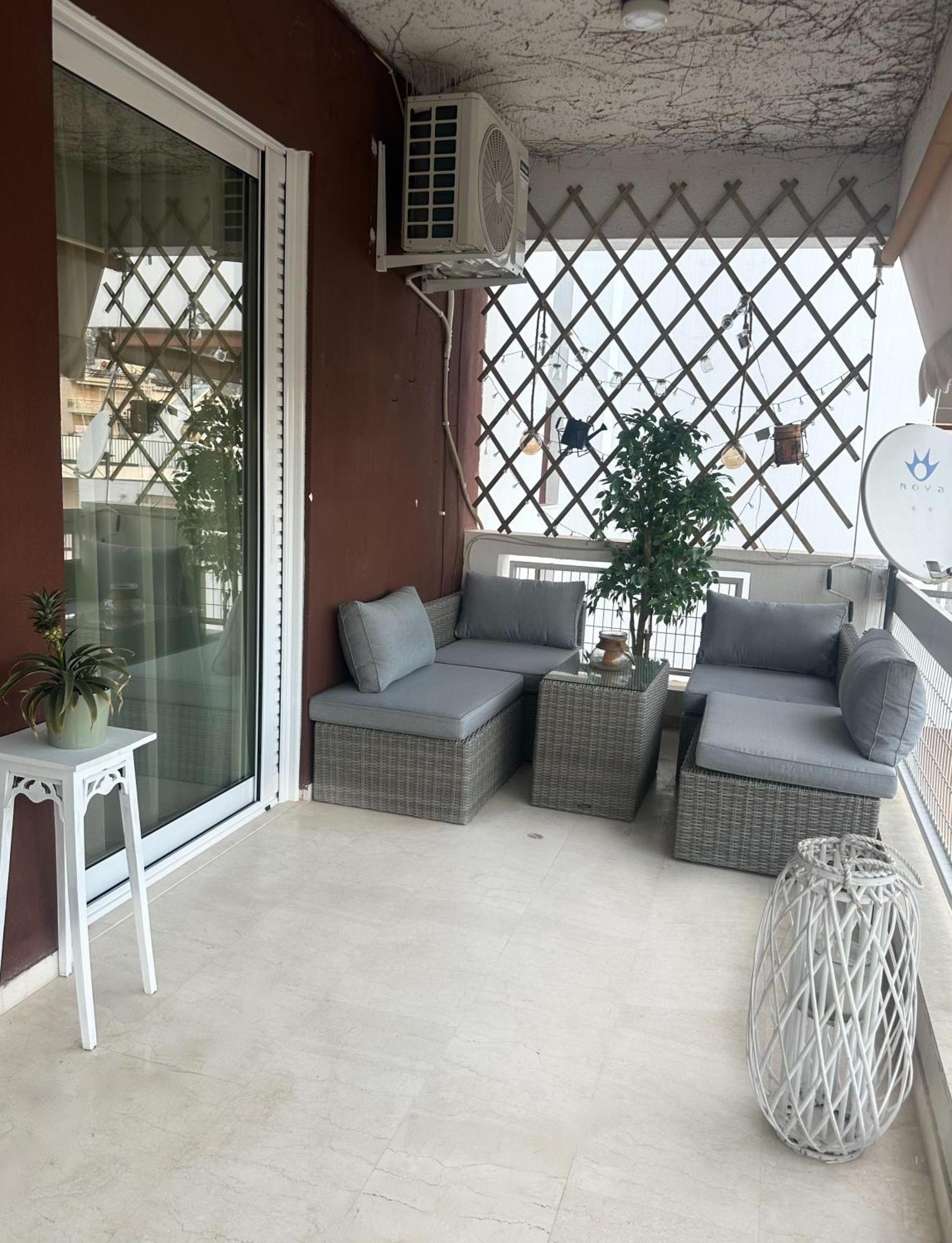 אתונה Glyfada Golf Fourth Floor Apartment מראה חיצוני תמונה